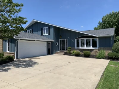 House staining and painting